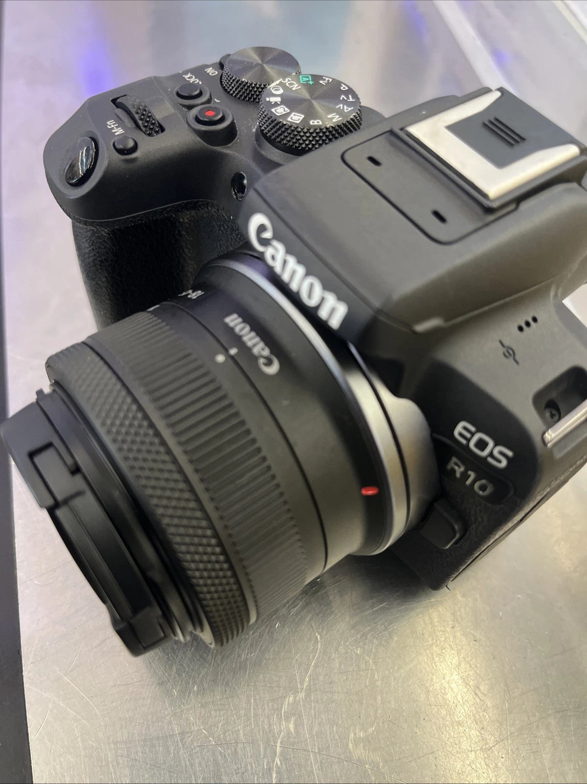 Canon EOS R10 4K UHD 24.2MP RF-S 18-45mm f/4.5-6.3 Mirrorless Camera