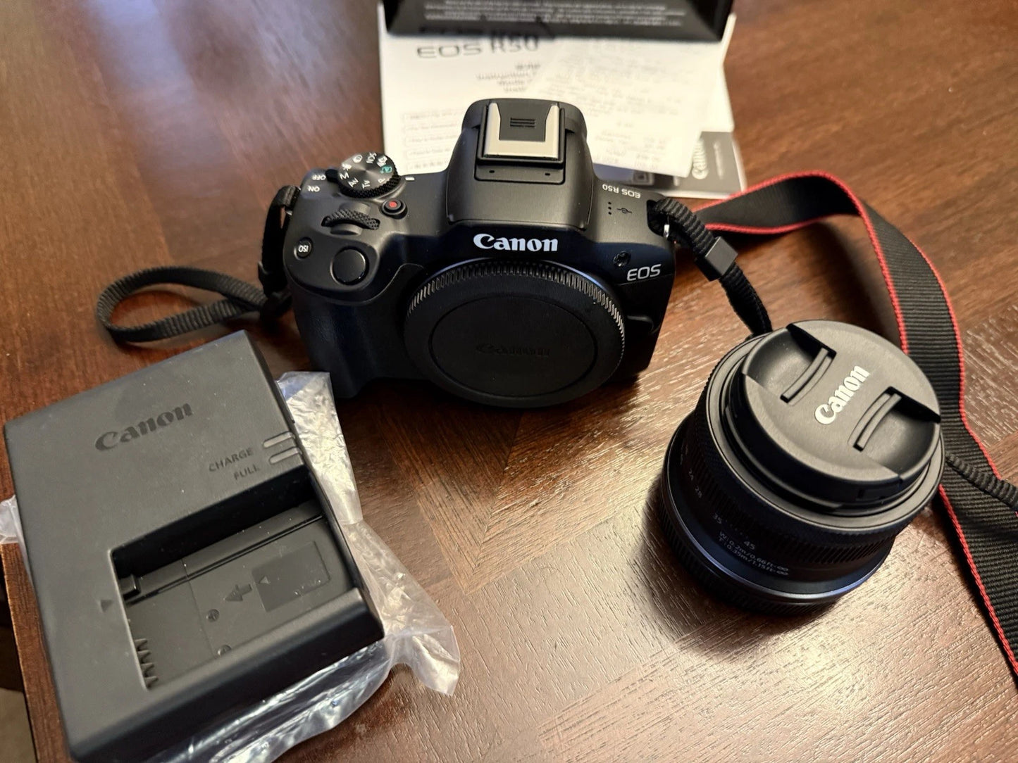 Canon EOS R50 Camera Black- EXCELLENT CONDITION