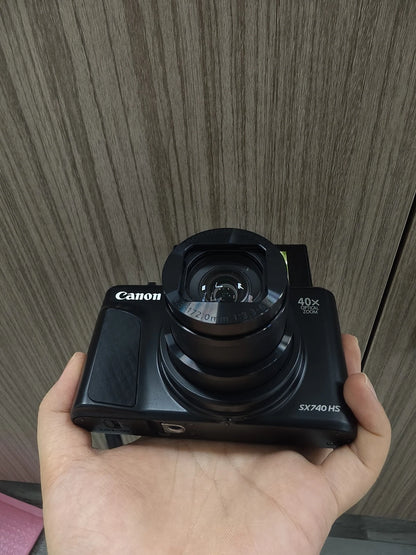Canon PowerShot SX740 HS Zoom Lens 40x 20.30MP Black Compact Digital Camera
