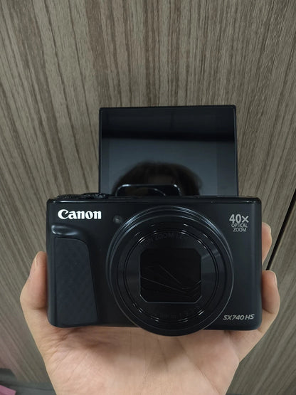 Canon PowerShot SX740 HS Zoom Lens 40x 20.30MP Black Compact Digital Camera