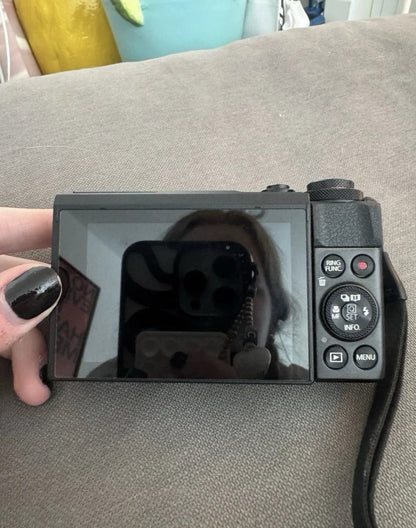 Canon PowerShot G7 X Mark ll 20.1 MP Compact Digital Camera